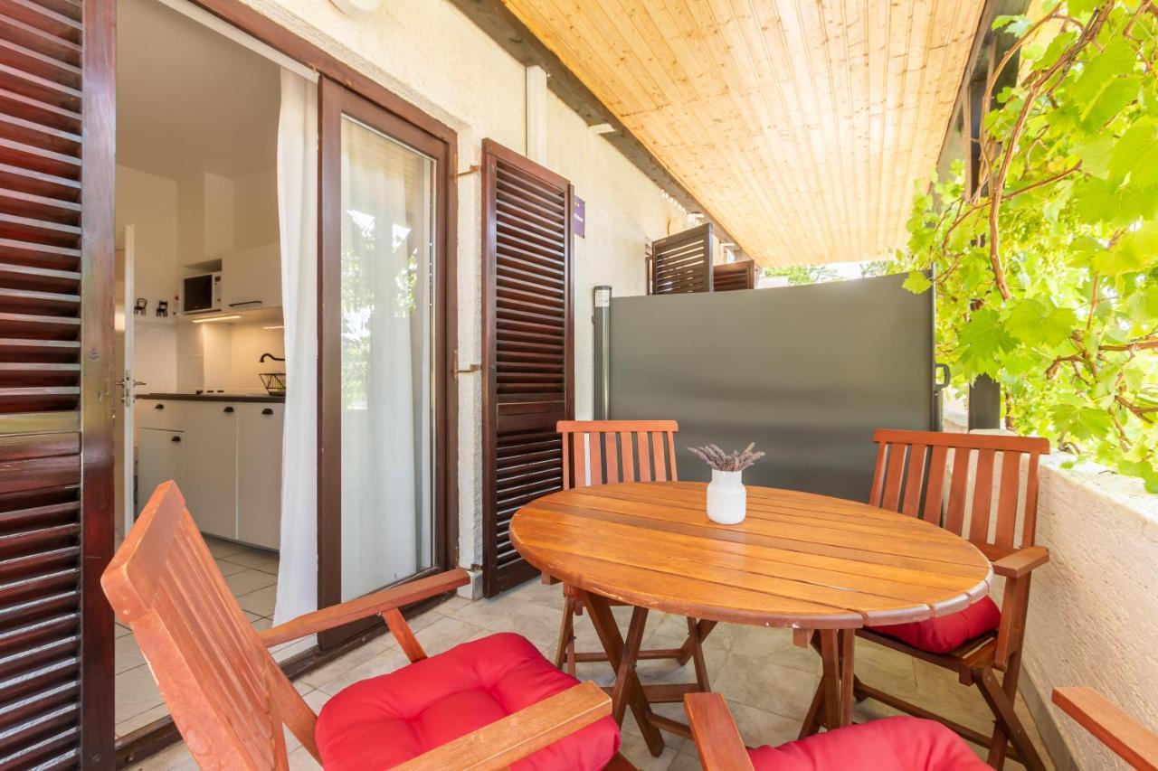 Apartments Vladan With Terrace Baska  Exterior photo